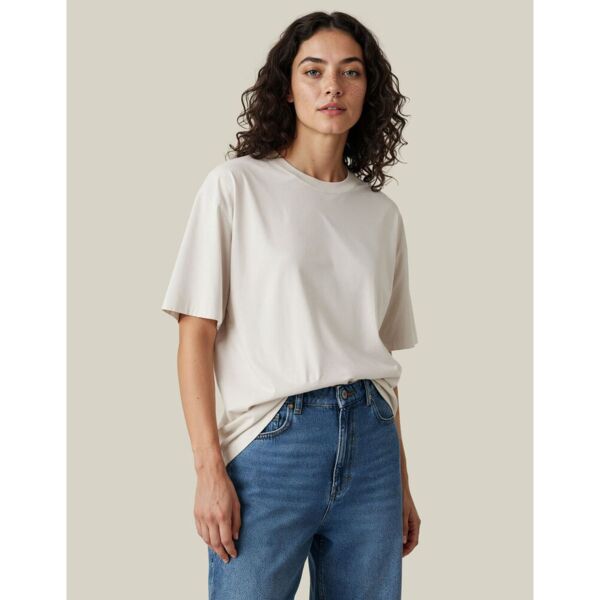 UM T-Shirt Loose Fit Thumbnail